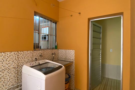 Área de Serviço de casa à venda com 3 quartos, 200m² em Jardim Roberto, Osasco
