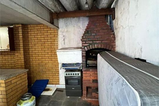 Casa à venda com 4 quartos, 153m² em Carandiru, São Paulo