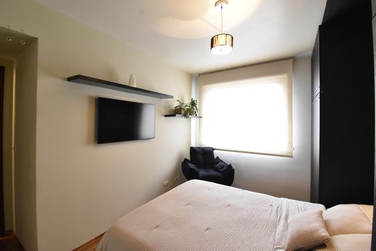 Quarto 1 de apartamento para alugar com 2 quartos, 62m² em Centro, Curitiba