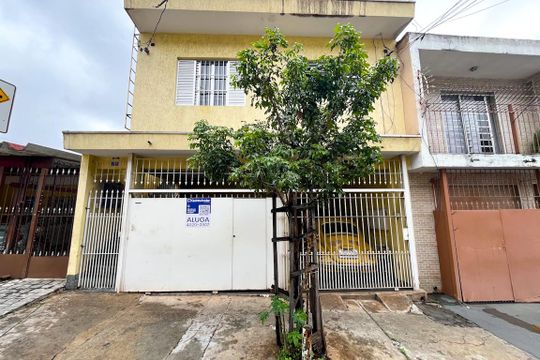 Fachada de casa para alugar com 1 quarto, 32m² em Parque Sao Luis, São Paulo