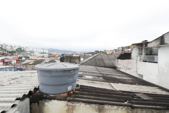 Vista de casa para alugar com 1 quarto, 32m² em Parque Sao Luis, São Paulo