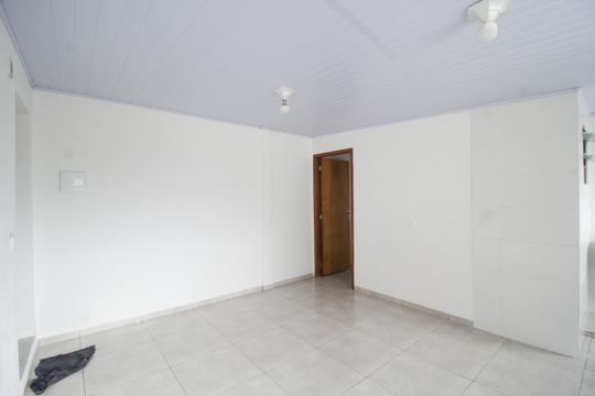 Casa para alugar com 1 quarto, 32m² em Parque Sao Luis, São Paulo