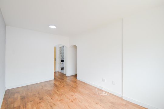Sala de apartamento para alugar com 2 quartos, 64m² em Centro, Guarulhos