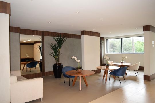 Hall social de apartamento para alugar com 2 quartos, 72m² em Pinheiros, São Paulo