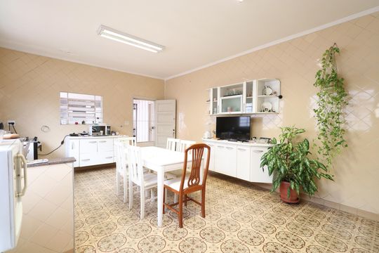 Cozinha  de casa à venda com 3 quartos, 400m² em Barra Funda, São Paulo
