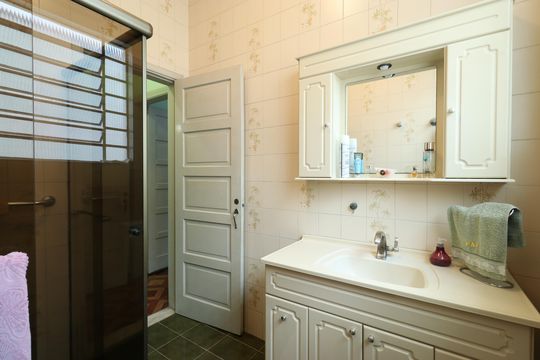 Banheiro  de casa à venda com 3 quartos, 400m² em Barra Funda, São Paulo