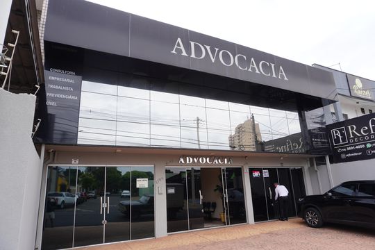 Fachada de casa à venda com 5 quartos, 260m² em Vila Belvedere, Americana