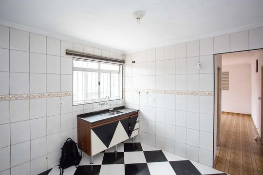 Cozinha de casa à venda com 2 quartos, 192m² em Taboão, Diadema