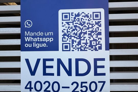 Fachada + plaquinha YVPZ-537 de casa para alugar com 2 quartos, 80m² em Jardim das Maravilhas, Santo André
