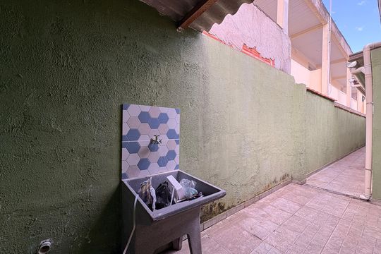 Lavanderia de casa para alugar com 1 quarto, 40m² em Jardim das Maravilhas, Santo André