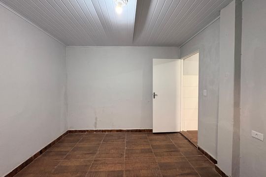 Quarto de casa para alugar com 1 quarto, 40m² em Jardim das Maravilhas, Santo André