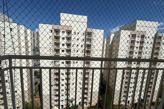 Varanda da Sala de apartamento para alugar com 2 quartos, 58m² em Jardim Tupanci, Barueri