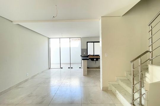 Casa à venda com 3 quartos, 120m² em Itapoã, Belo Horizonte
