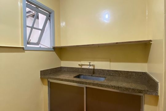 Cozinha de casa para alugar com 1 quarto, 30m² em Jaguaré, São Paulo