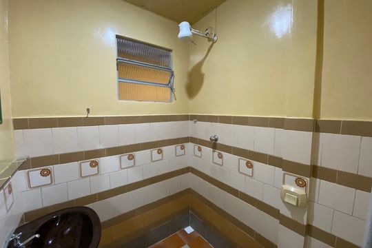 Banheiro de casa para alugar com 1 quarto, 30m² em Jaguaré, São Paulo