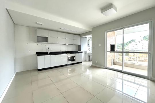 Apartamento para alugar com 2 quartos, 80m² em Itacorubi, Florianópolis