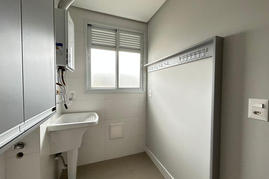 Área de Serviço de apartamento para alugar com 2 quartos, 80m² em Itacorubi, Florianópolis