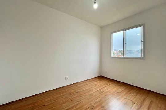 Suite de apartamento para alugar com 1 quarto, 24m² em Jardim Itacolomi, São Paulo