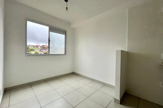 Apartamento para alugar com 1 quarto, 24m² em Jardim Itacolomi, São Paulo