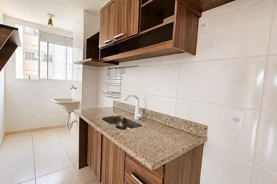 Cozinha de apartamento à venda com 2 quartos, 58m² em Vila Real, Hortolândia