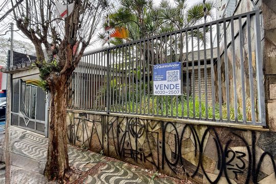Fachada de casa à venda com 3 quartos, 300m² em Vila Galvão, Guarulhos
