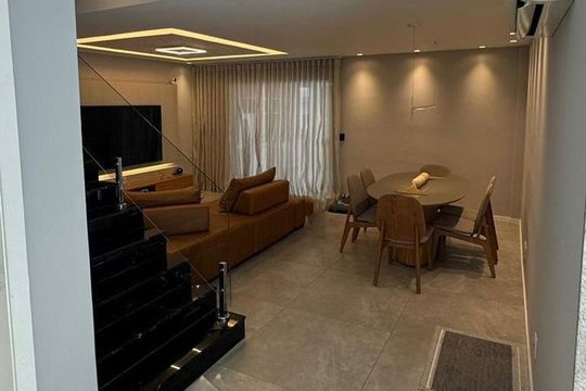 Casa de Condomínio à venda com 4 quartos, 300m² em Recreio dos Bandeirantes, Rio de Janeiro