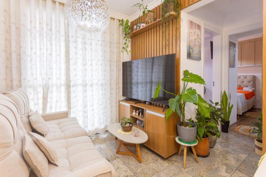 Apartamento à venda com 2 quartos, 46m² em Jardim Santo Antoninho, São Paulo