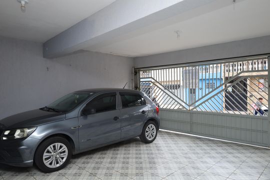 Garagem de casa à venda com 1 quarto, 125m² em Jardim Nossa Senhora do Carmo, São Paulo