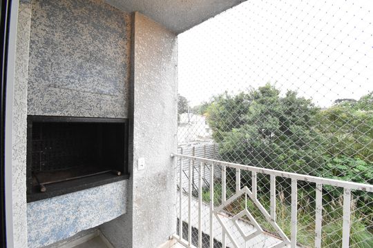 Sacada com Chusrrasqueira de apartamento para alugar com 3 quartos, 70m² em Bom Jesus, São José dos Pinhais