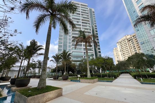 Fachada de apartamento para alugar com 3 quartos, 266m² em Barra da Tijuca, Rio de Janeiro