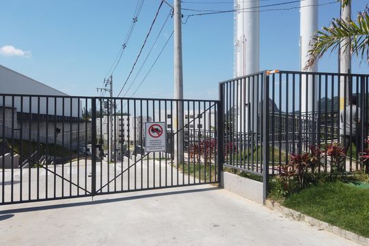Fachada de apartamento para alugar com 2 quartos, 42m² em Jacarepaguá, Rio de Janeiro