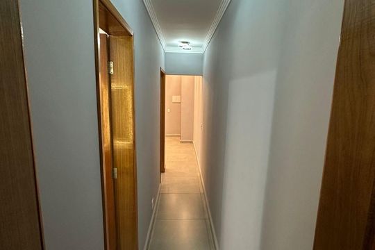 Corredor de apartamento para alugar com 2 quartos, 49m² em Vila Ré, São Paulo
