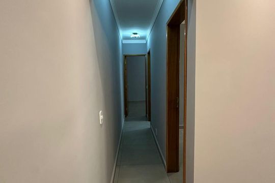 Corredor de apartamento para alugar com 2 quartos, 49m² em Vila Ré, São Paulo