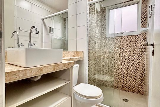 Banheiro de apartamento para alugar com 2 quartos, 56m² em Vila Sao Joao, Barueri