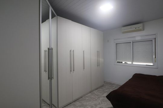 Quarto 2 de casa à venda com 2 quartos, 90m² em Olaria, Canoas