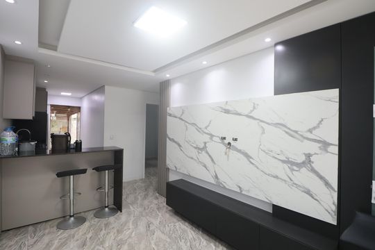 Sala de casa à venda com 2 quartos, 90m² em Olaria, Canoas