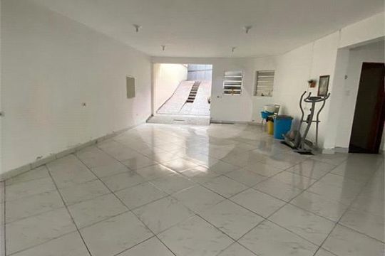 Casa à venda com 3 quartos, 242m² em Vila Guilherme, São Paulo