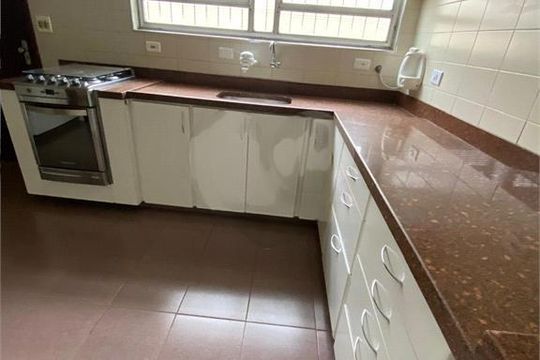 Casa à venda com 3 quartos, 242m² em Vila Guilherme, São Paulo