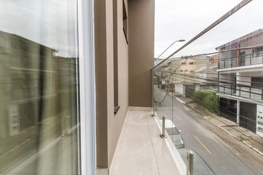Sacada de casa para alugar com 3 quartos, 125m² em Vila do Conde, Barueri