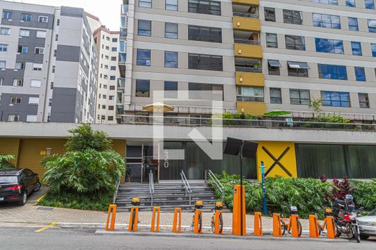 Fachada do Prédio de apartamento à venda com 1 quarto, 74m² em Bela Vista, São Paulo