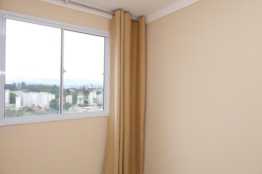 Quarto 1 de apartamento para alugar com 2 quartos, 41m² em Jardim Helian, São Paulo