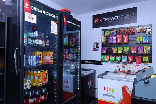 Área comum - Mercado de apartamento para alugar com 2 quartos, 41m² em Jardim Helian, São Paulo