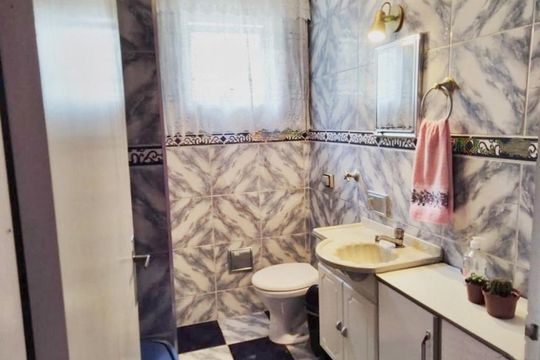 Casa à venda com 2 quartos, 100m² em Parque Peruche, São Paulo