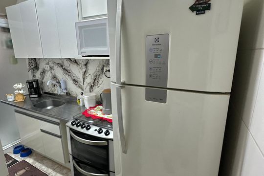 Cozinha de kitnet/studio para alugar com 1 quarto, 33m² em Centro, São Vicente