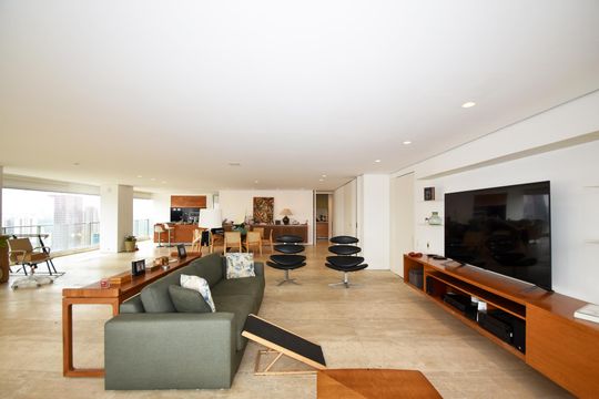 Sala de apartamento à venda com 3 quartos, 332m² em Pinheiros, São Paulo