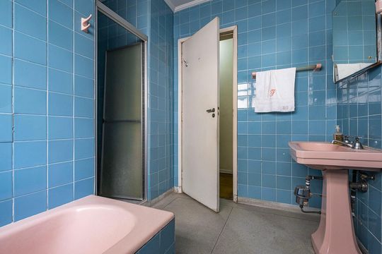 Banheiro social 2 de apartamento à venda com 3 quartos, 172m² em Cerqueira César, São Paulo