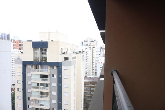 Varanda da Sala de apartamento à venda com 1 quarto, 28m² em Perdizes, São Paulo