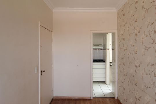 Sala de apartamento para alugar com 2 quartos, 53m² em Planalto, Belo Horizonte