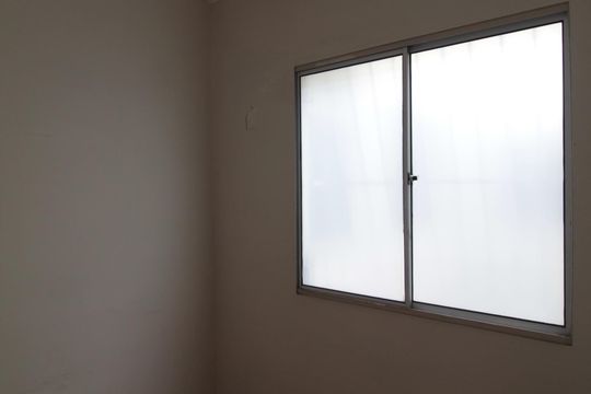 Quarto 2 de apartamento para alugar com 2 quartos, 53m² em Planalto, Belo Horizonte