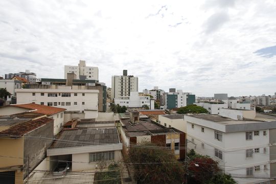 Vista de apartamento à venda com 3 quartos, 70m² em Jardim America, Belo Horizonte